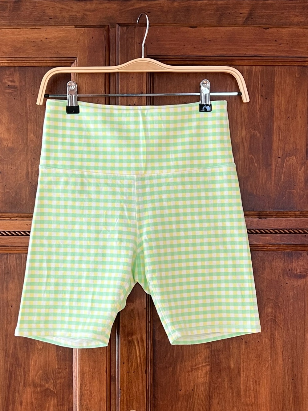 NWT Bandier Bryan 7” Biker Short | Glo Green/ Canary Gingham | Size M